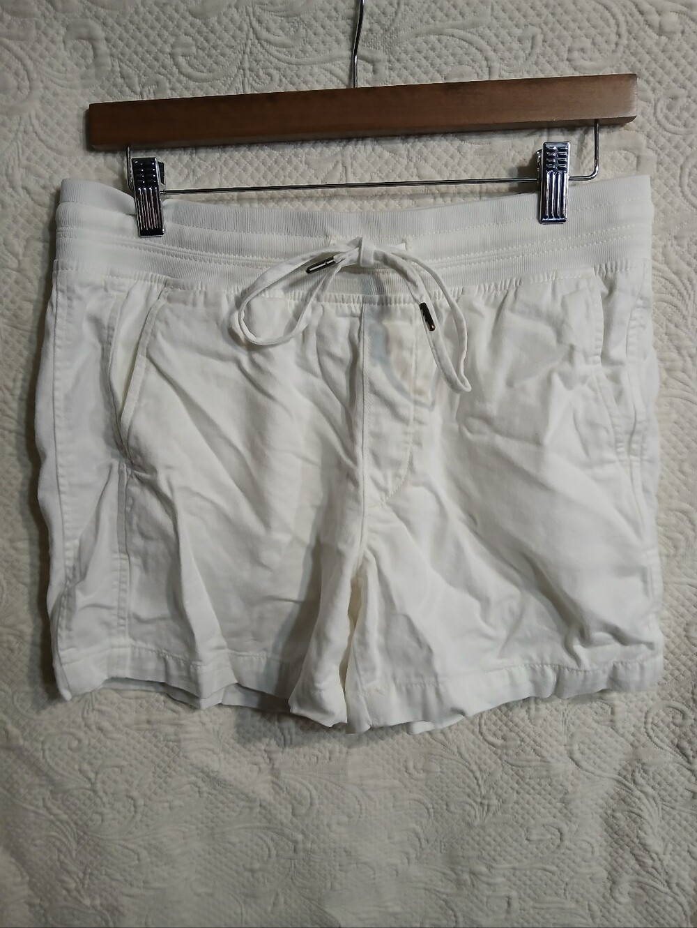 Orvis Classic Collection Wom Small White Linen Blend Drawstring Waist Shorts Bea